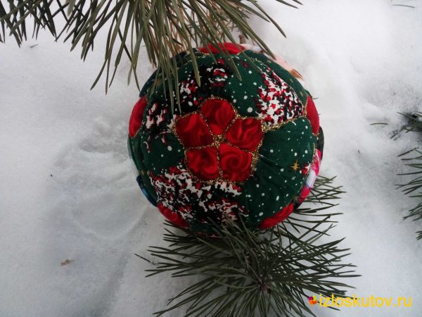 Ёлочный шар с фотографиями "Новогодняя сосна" № 732